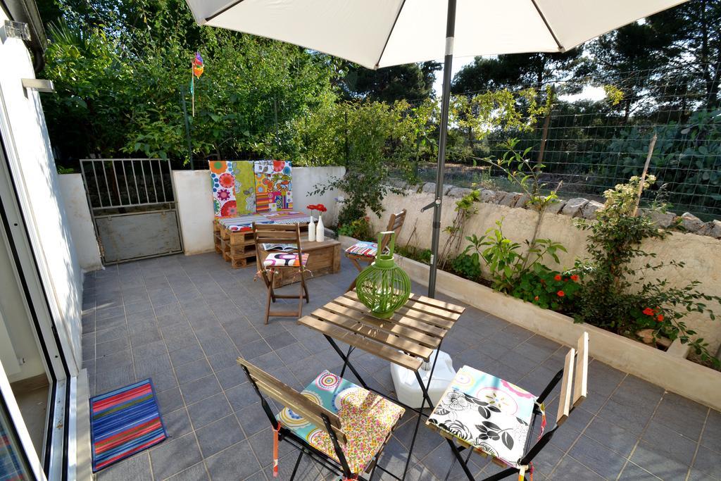 מודיקה Casa Degli Avi Don Neli, Immersa Nella Natura מראה חיצוני תמונה