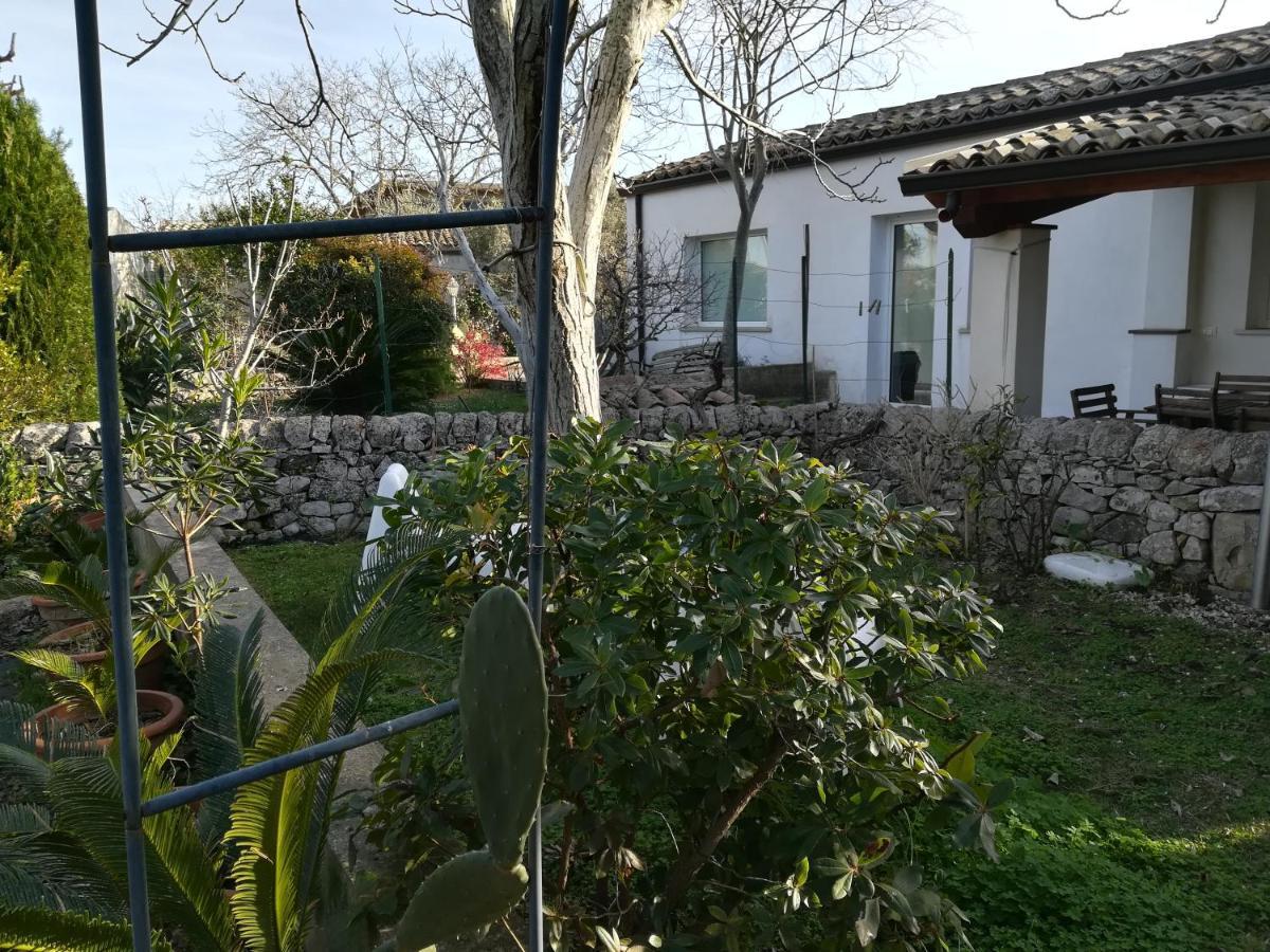 מודיקה Casa Degli Avi Don Neli, Immersa Nella Natura מראה חיצוני תמונה